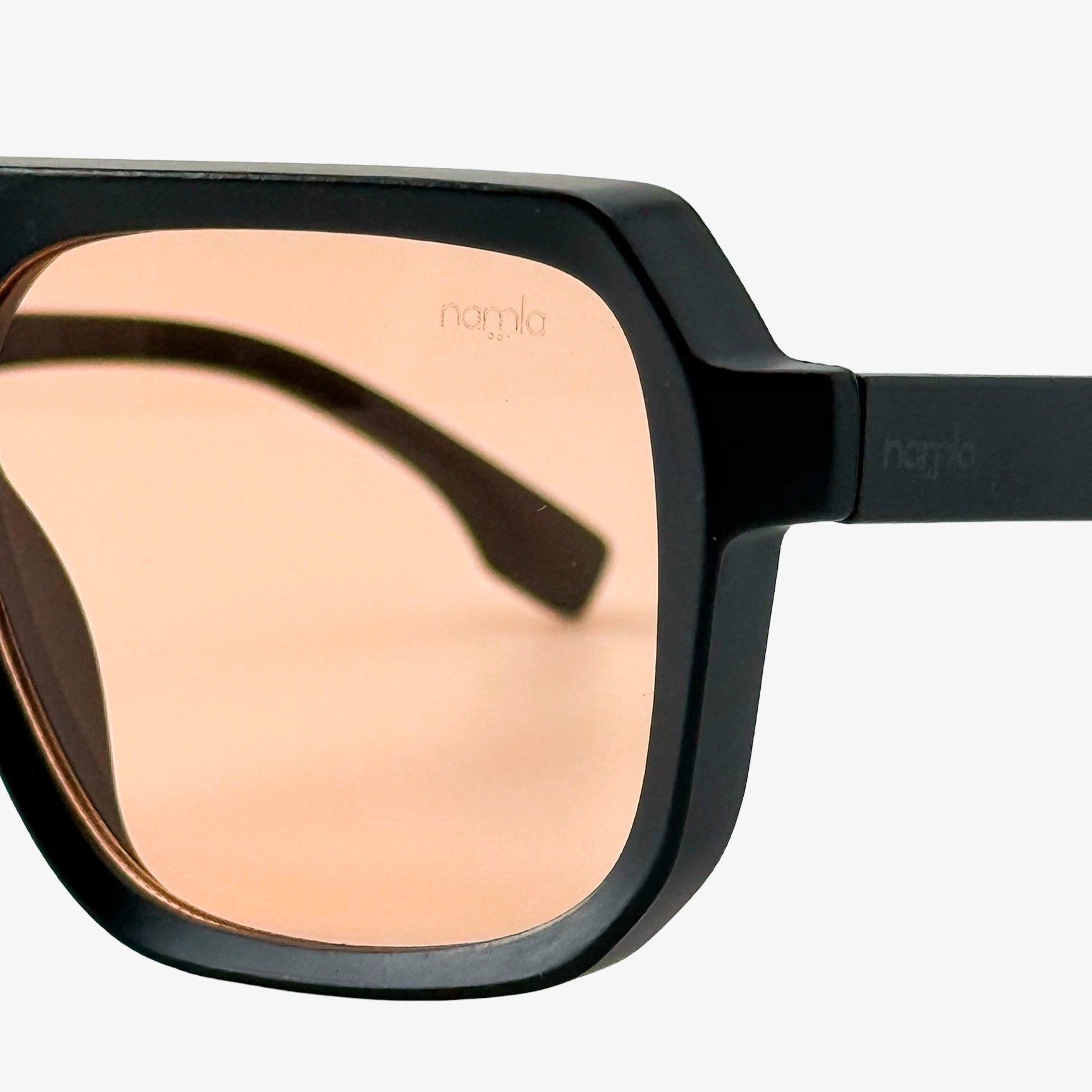 Óculos de sol oversized bold NMLO50