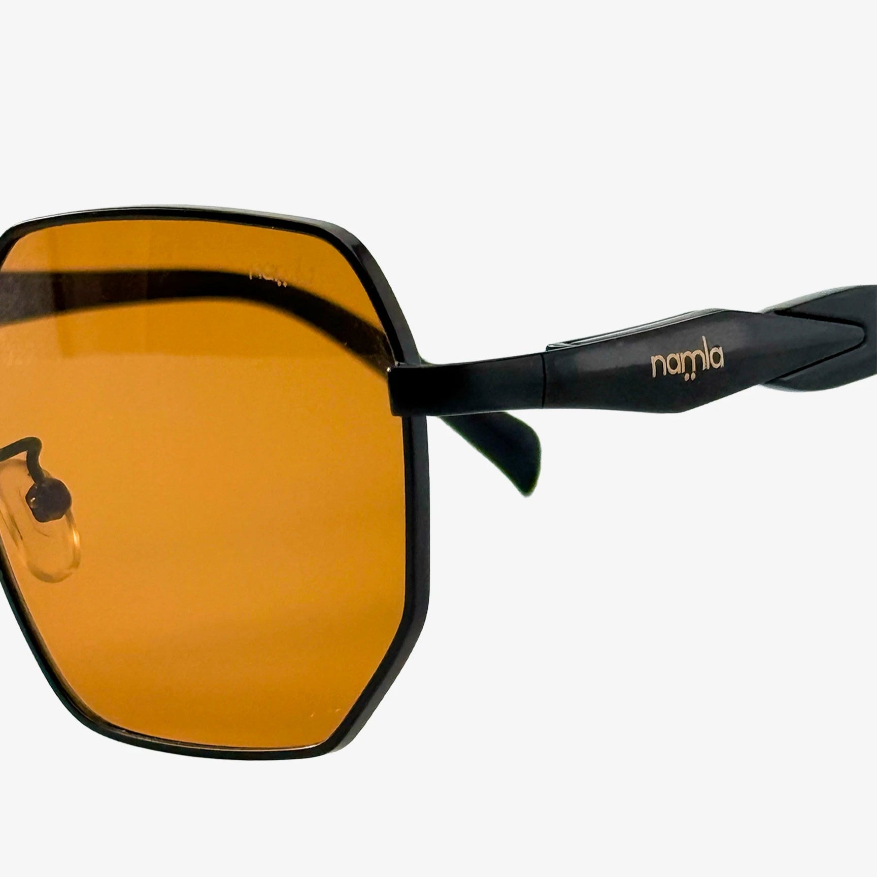 Óculos de sol geométrico NML56